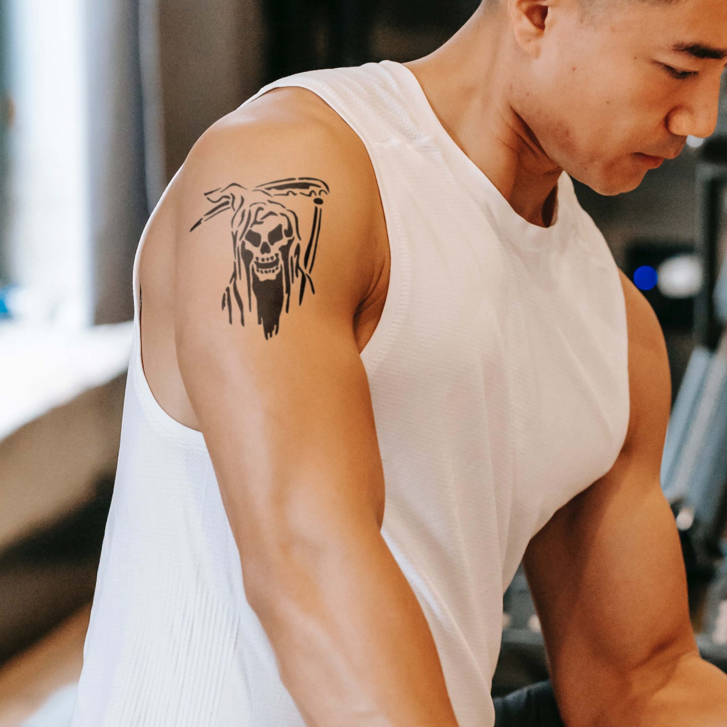 Pochoir grande faucheuse taille moyenne